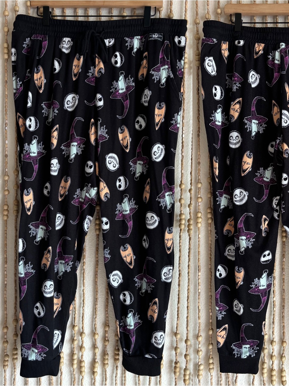Disney Nightmare Before Christmas Shock Lock Barrel Soft Drawstring Joggers XL
